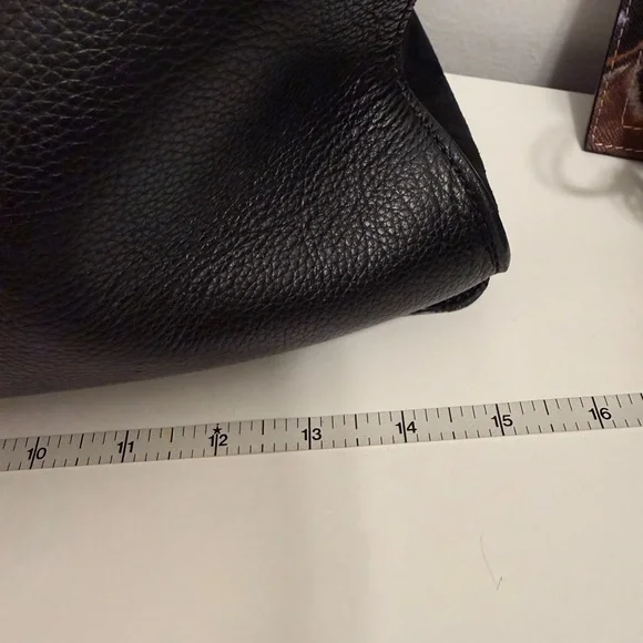 Chloe The Faye Large Leather Tote Bag. - Picture 11 of 11